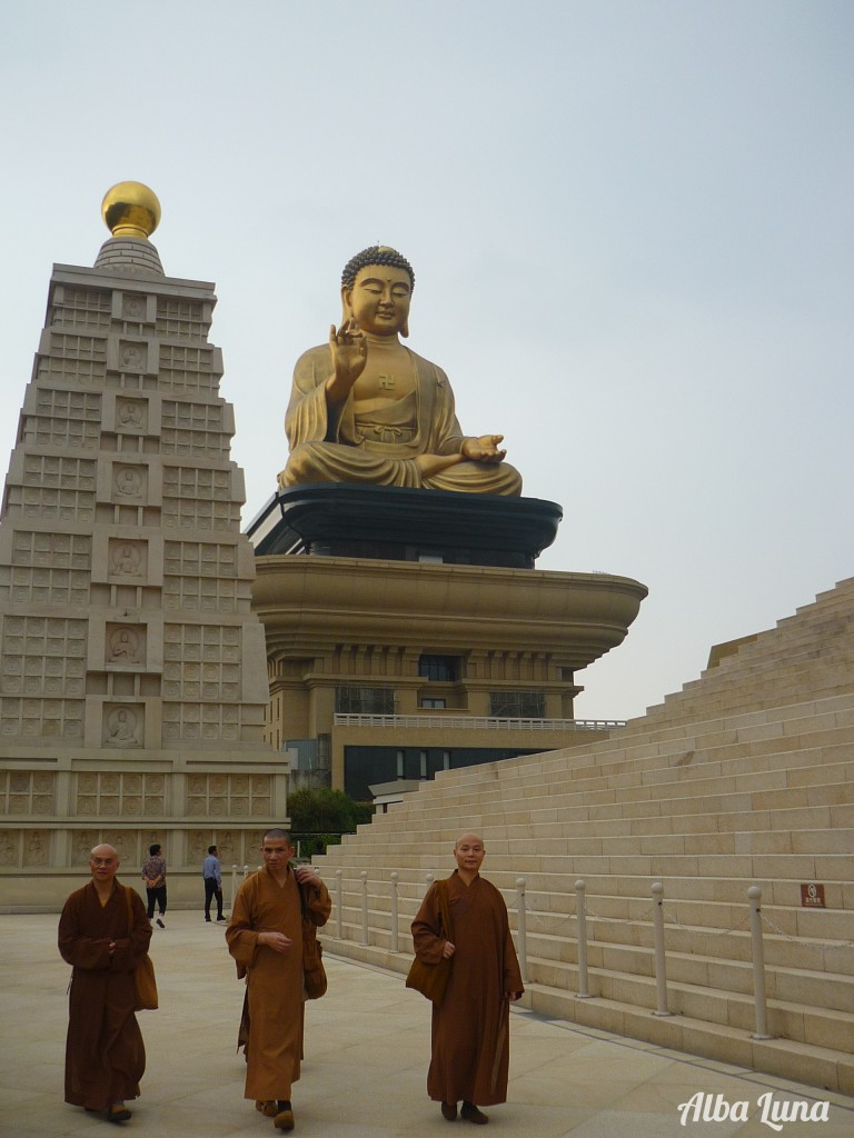 vivir en un templo budista